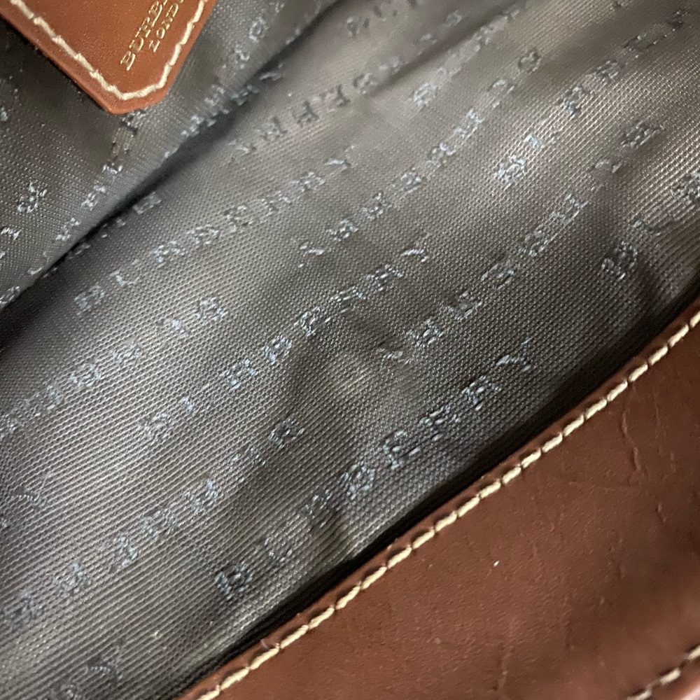 🎉 HP 🎉Burberry Tote Bag - Picture 9 of 14